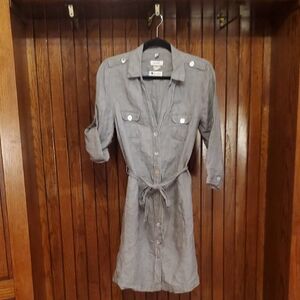 MALVIN FROM HAMBURG-GERMANY SIZE LARGE Gray Button-Up Shirt Dress